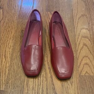 Pesaro Women's Jenny Red Loafers